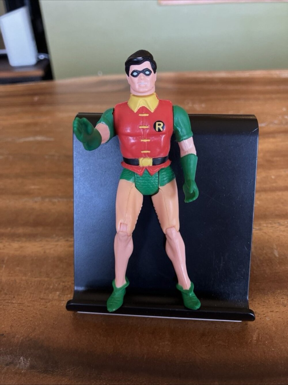Vintage DC Articulated Legs Robin Comic Book Action Figure